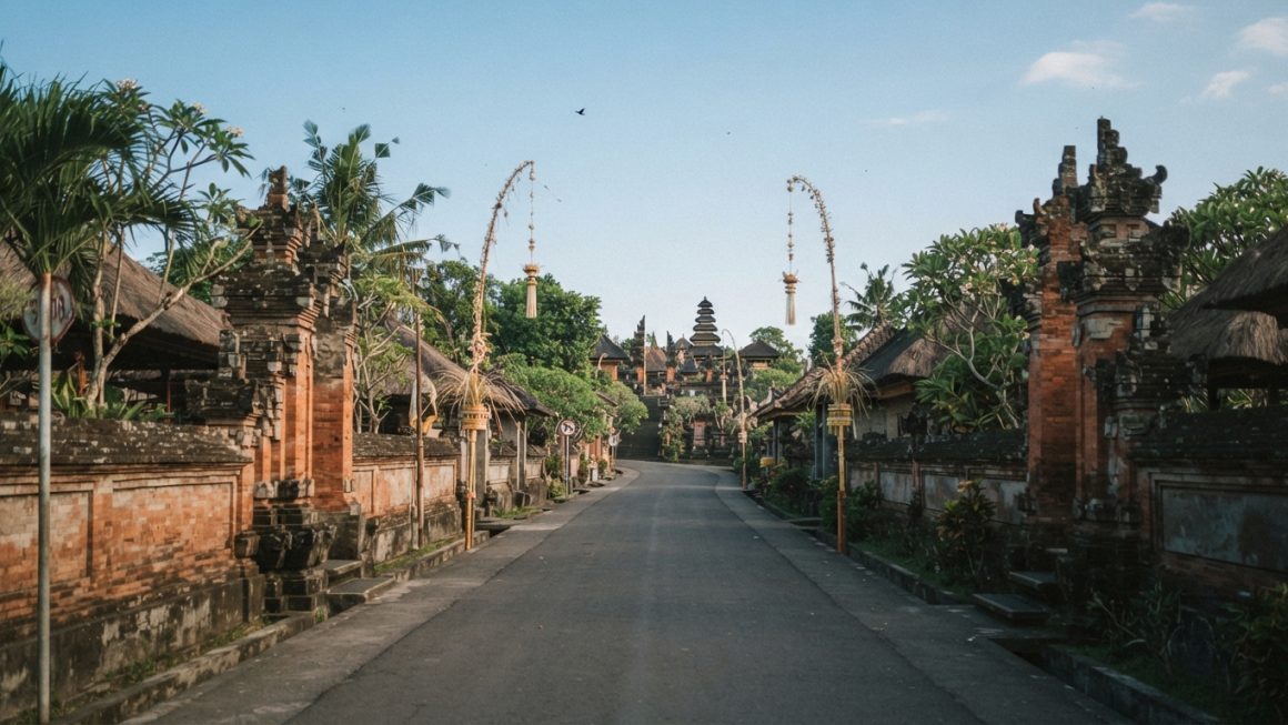 jalan kosong dan senyap saat hari raya nyepi
