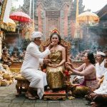 Prosesi sakral Upacara Mepandes atau potong gigi di Bali